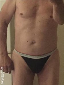 Escorte Mature: sclav cu stapana